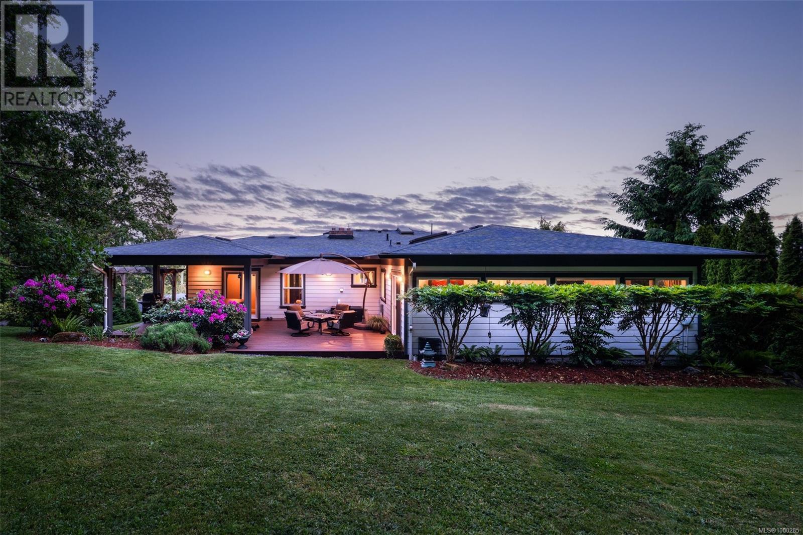 834 Royal Oak Ave, Saanich, British Columbia  V8X 3T2 - Photo 8 - 1000285
