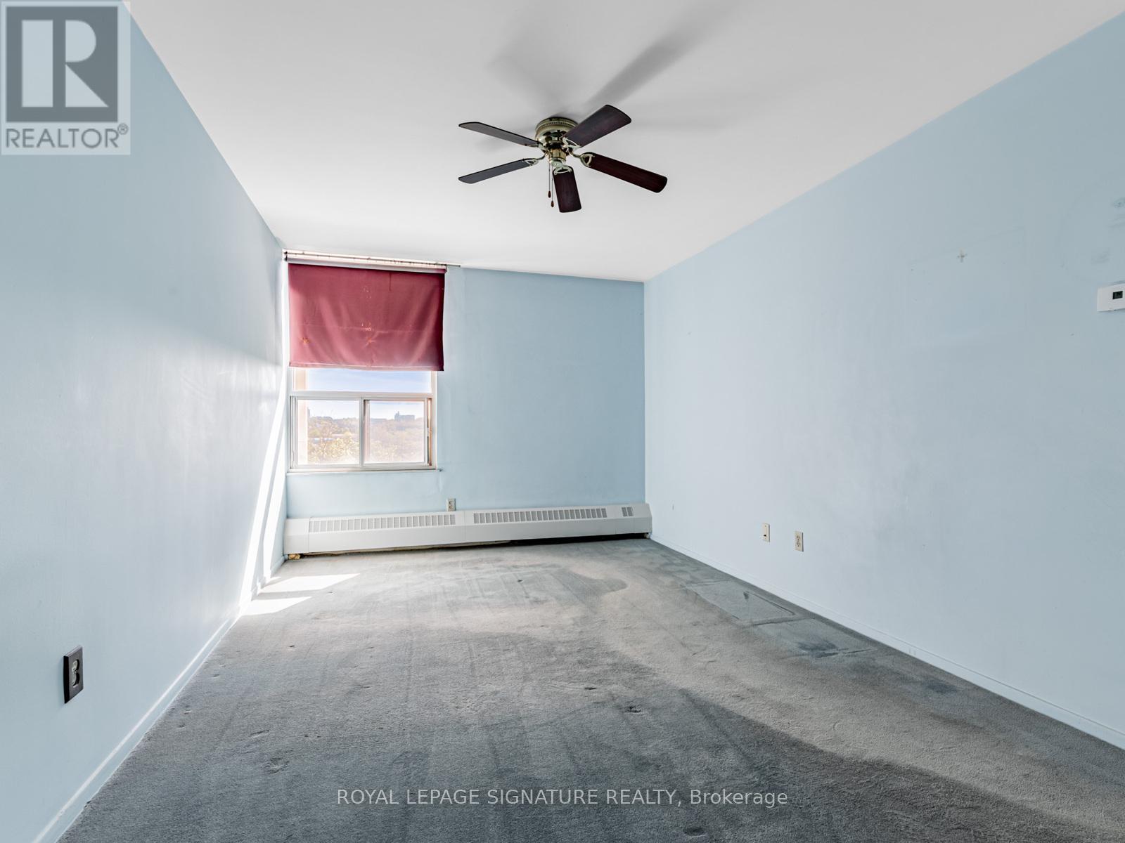 915 - 60 Pavane Linkway, Toronto (Flemingdon Park), Ontario  M3C 1A2 - Photo 22 - C12168828