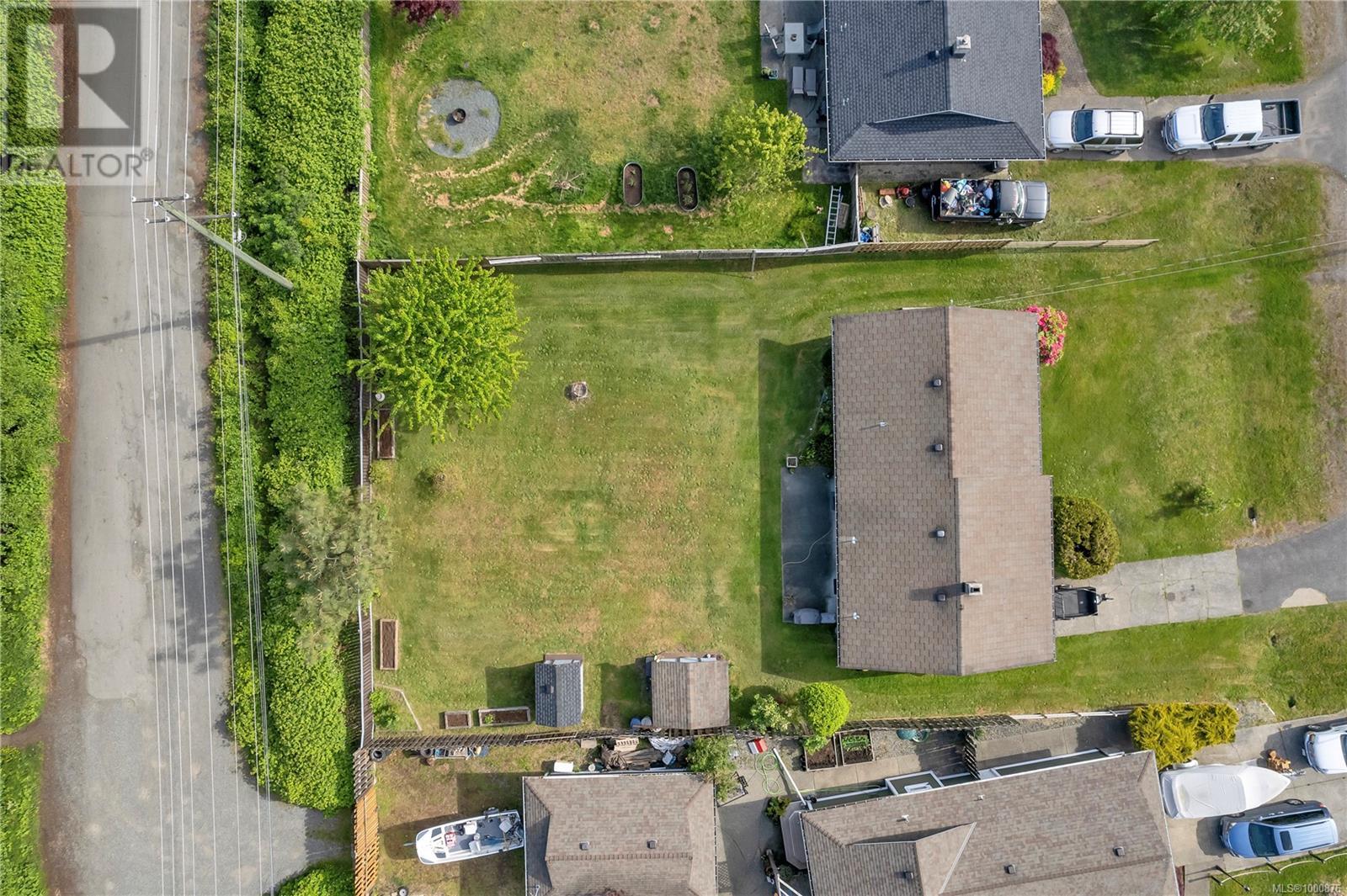 327 Berne Rd, Campbell River, British Columbia  V9W 6G6 - Photo 2 - 1000876