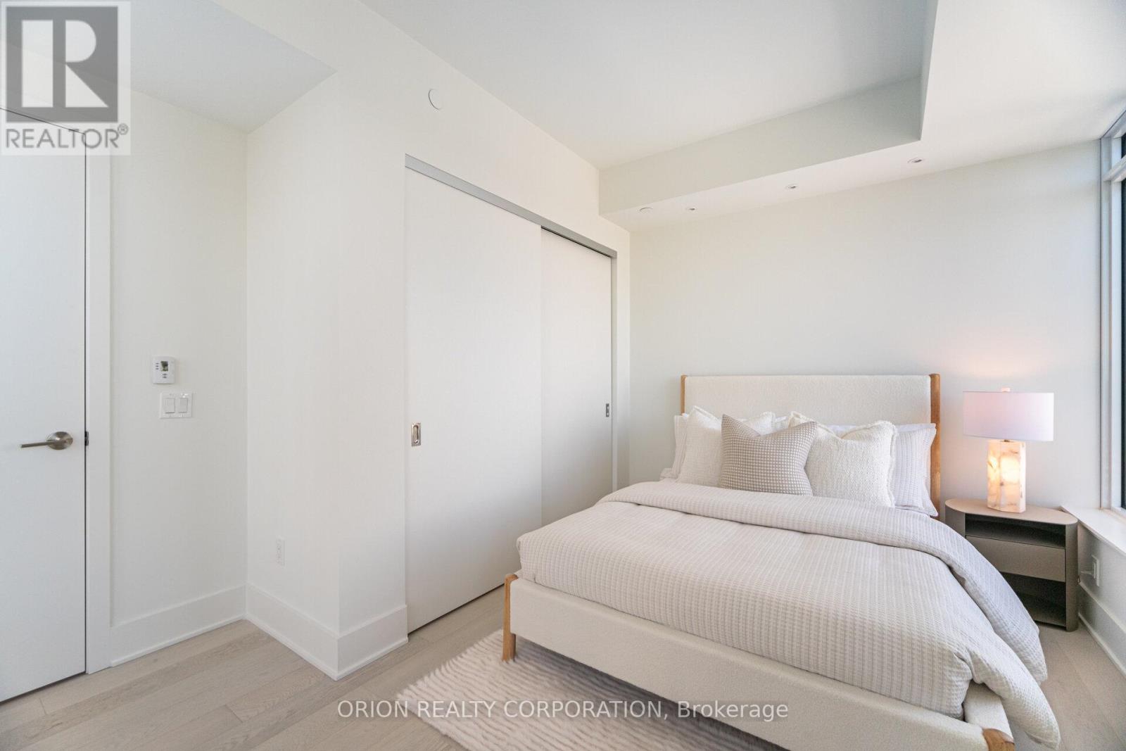 3204 - 11 Yorkville Avenue, Toronto, Ontario  M4W 1L2 - Photo 26 - C12168903