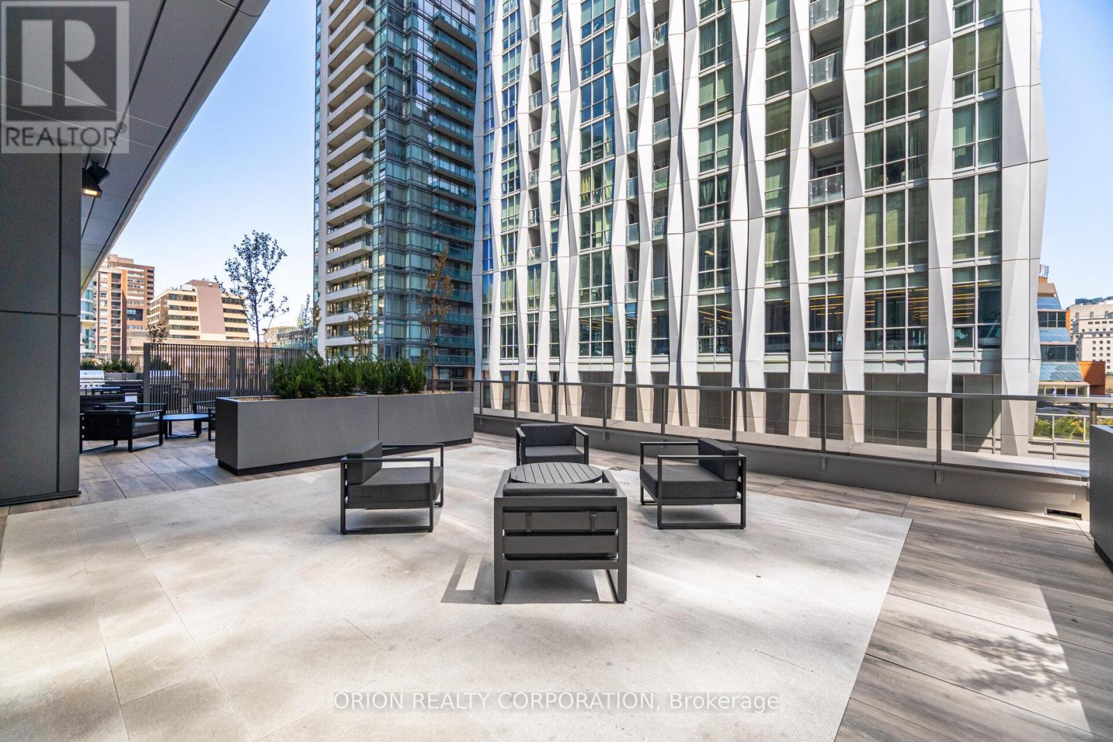 3204 - 11 Yorkville Avenue, Toronto, Ontario  M4W 1L2 - Photo 42 - C12168903