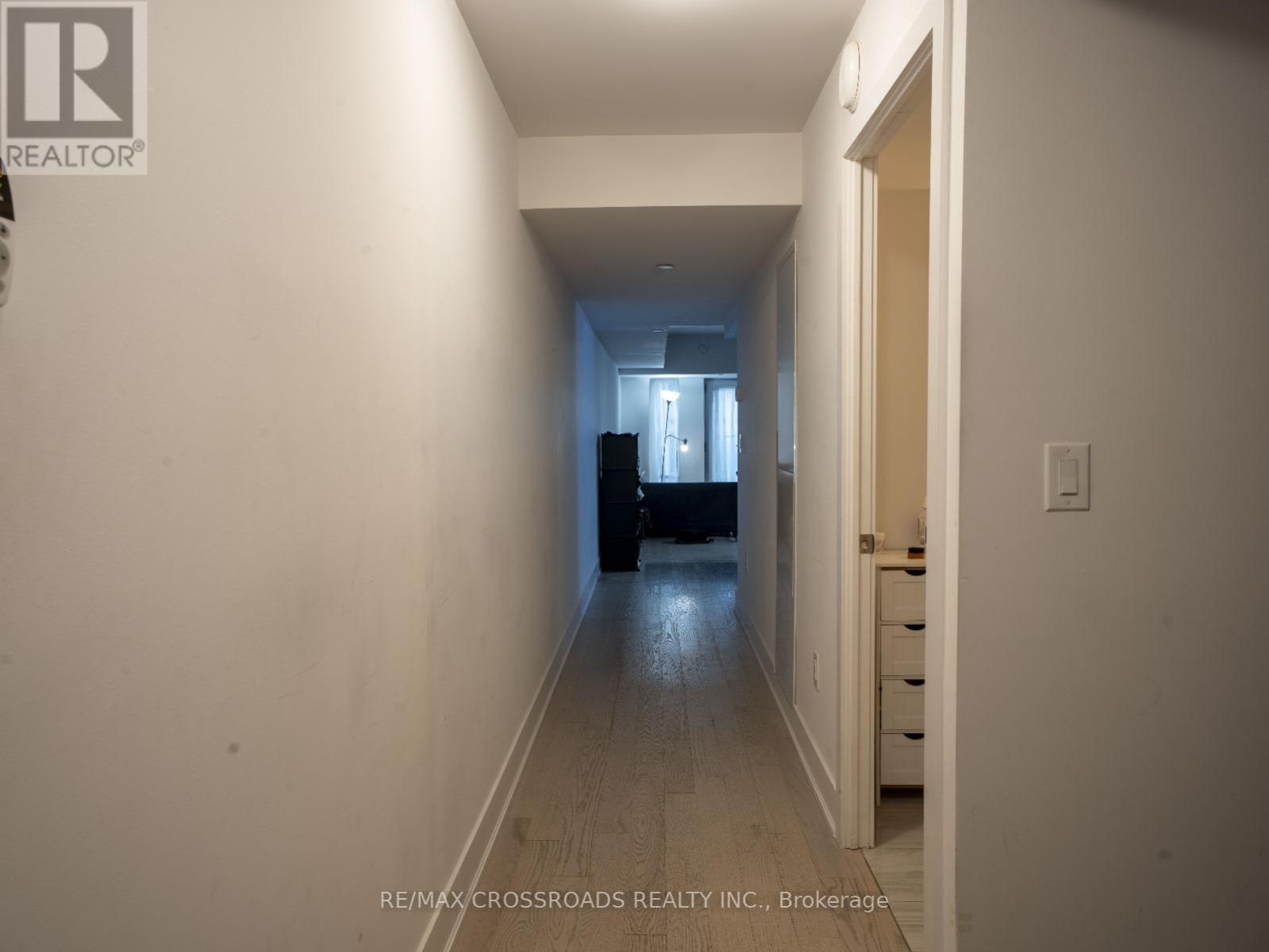 521 - 955 Bay Street, Toronto, Ontario  M5S 2A2 - Photo 5 - C12168957