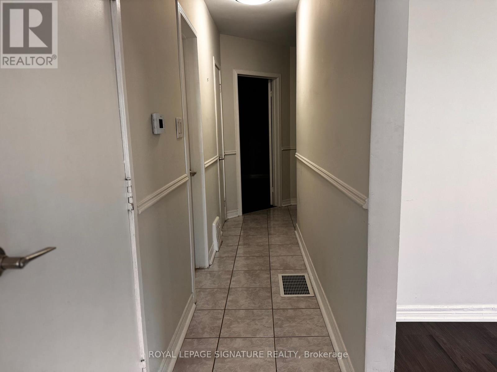 Main - 103 Ranstone Gardens, Toronto, Ontario  M1K 2T9 - Photo 14 - E12168847