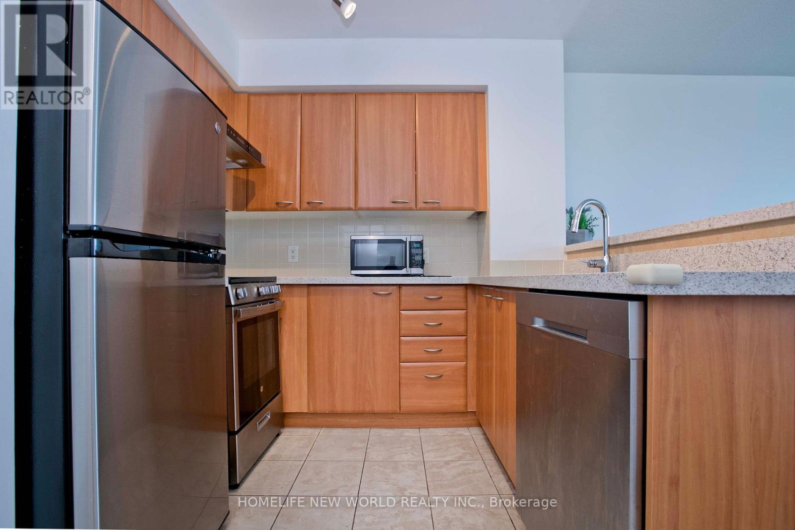 1110 - 38 Lee Centre Drive, Toronto, Ontario  M1H 3J7 - Photo 10 - E12168929