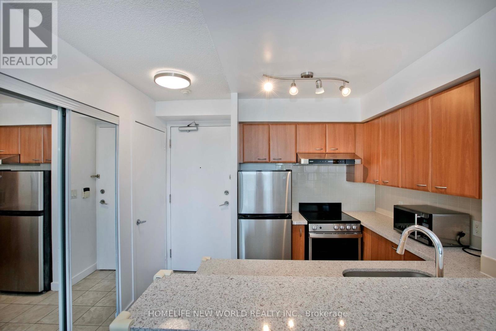 1110 - 38 Lee Centre Drive, Toronto, Ontario  M1H 3J7 - Photo 9 - E12168929