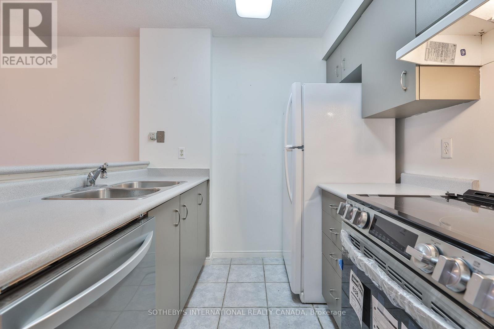 709 - 1625 Pickering Parkway, Pickering (Village East), Ontario  L1V 6Z6 - Photo 5 - E12169019