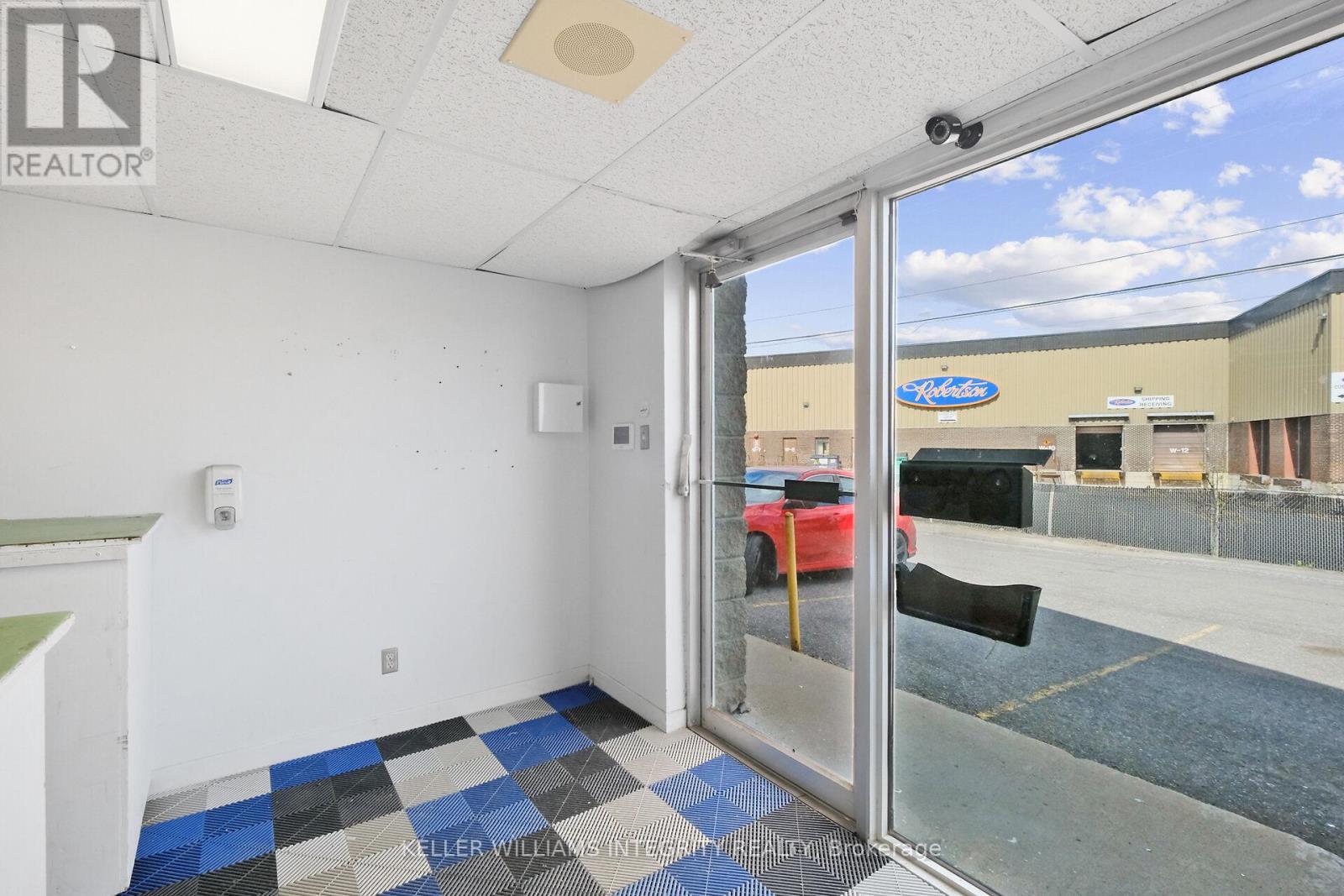 18 - 2485 Lancaster Road, Ottawa, Ontario  K1B 5L1 - Photo 5 - X12160780