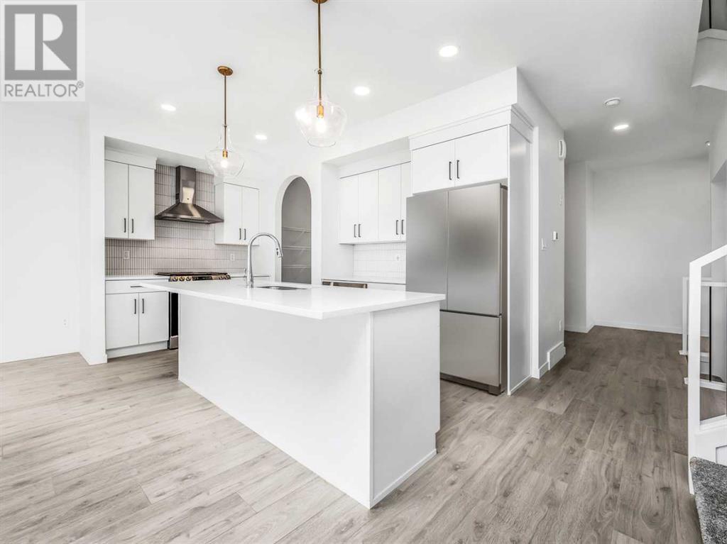 Property at 774 Violet Place W image 5