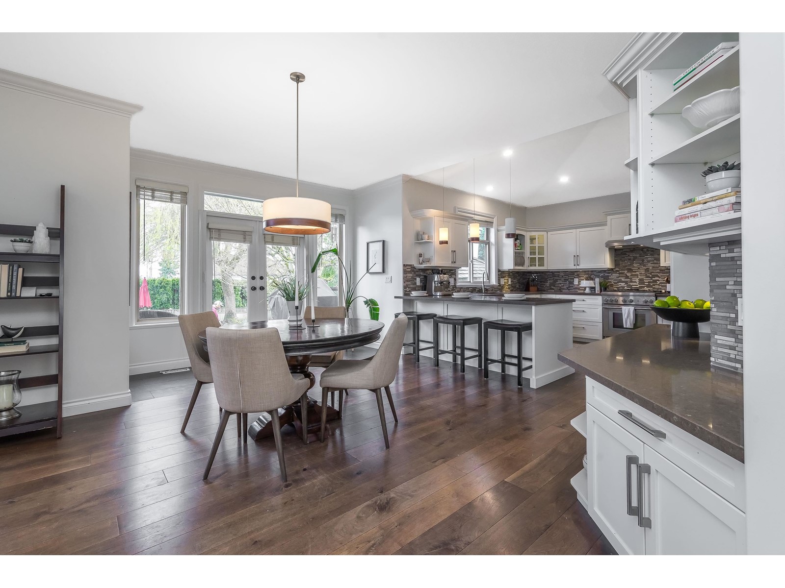 15639 37a Avenue, Surrey, British Columbia  V3Z 0H7 - Photo 9 - R2983597