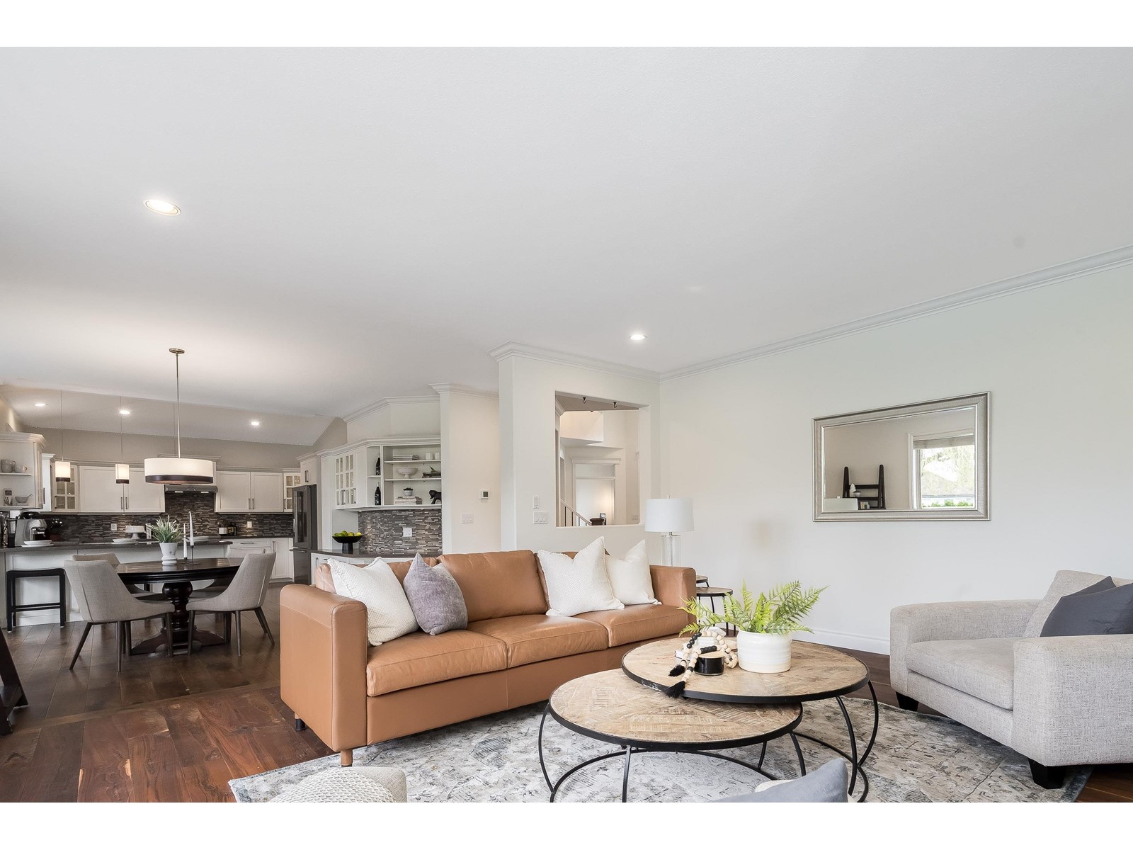 15639 37a Avenue, Surrey, British Columbia  V3Z 0H7 - Photo 6 - R2983597