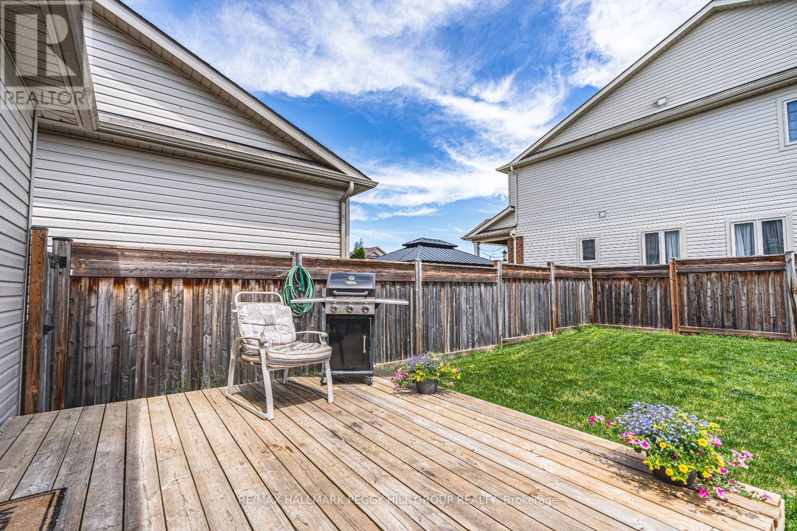 25 Mandley Street, Essa, Ontario  L3W 0B6 - Photo 16 - N12168877