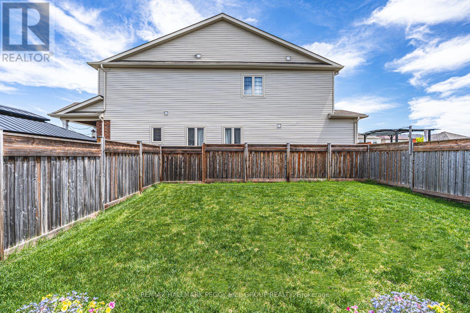 25 Mandley Street, Essa, Ontario  L3W 0B6 - Photo 17 - N12168877