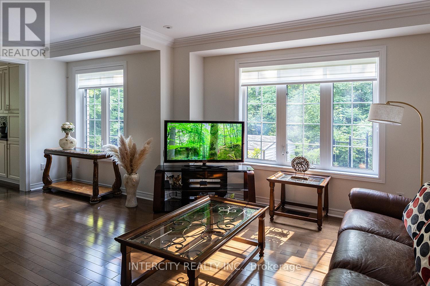 23 Halo Court, Vaughan, Ontario  L6A 4L3 - Photo 13 - N12168901