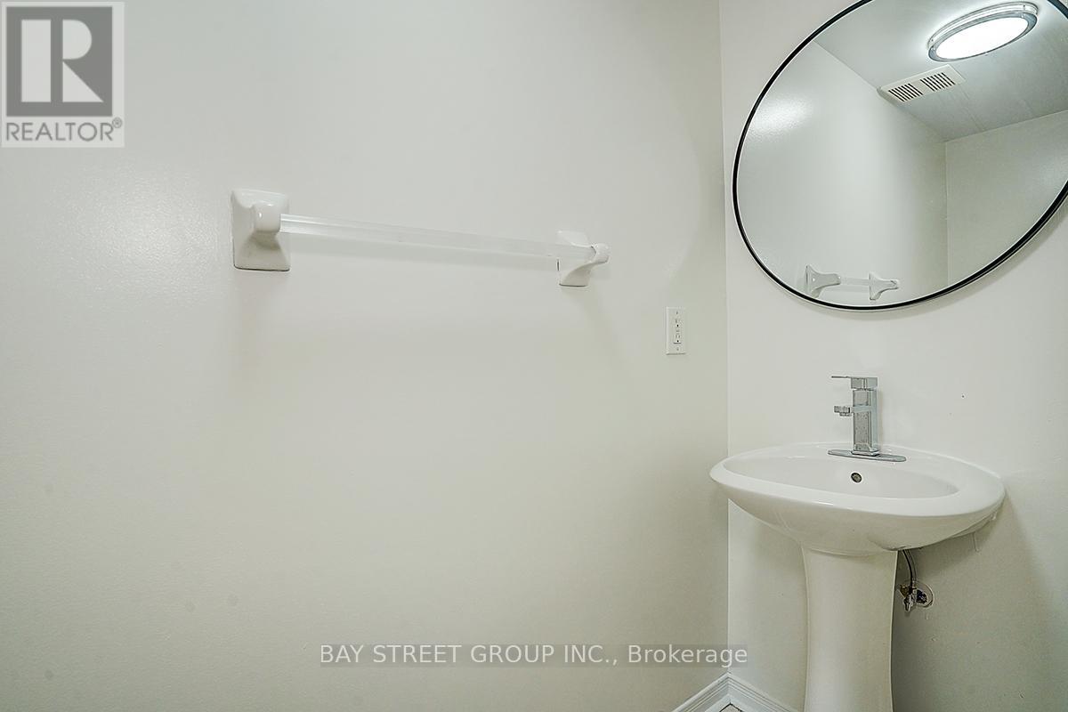 11 Tara Crescent, Markham (Cedarwood), Ontario  L3S 4S7 - Photo 12 - N12168952