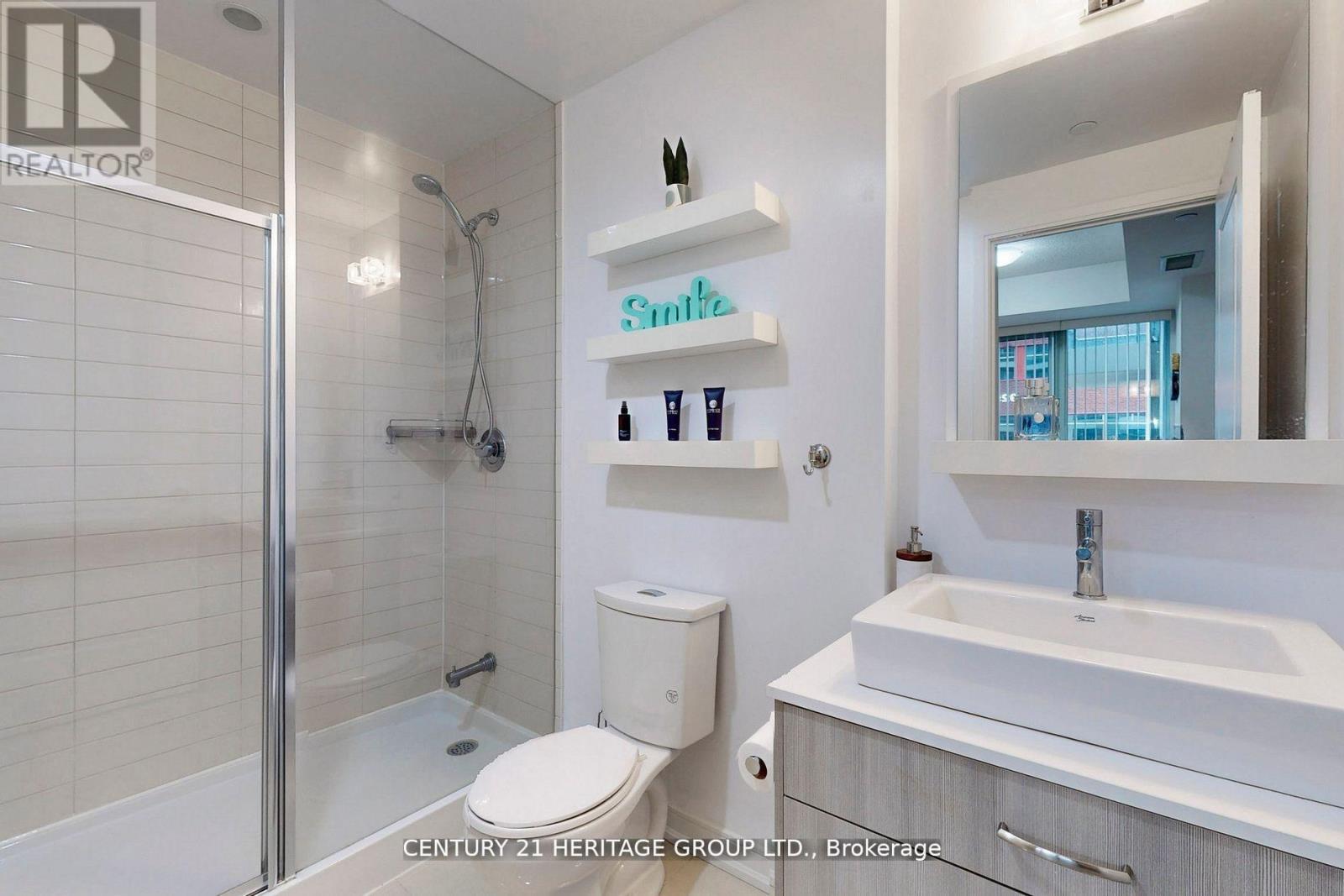 319 - 9201 Yonge Street, Richmond Hill, Ontario  L4C 6Z2 - Photo 14 - N12168980