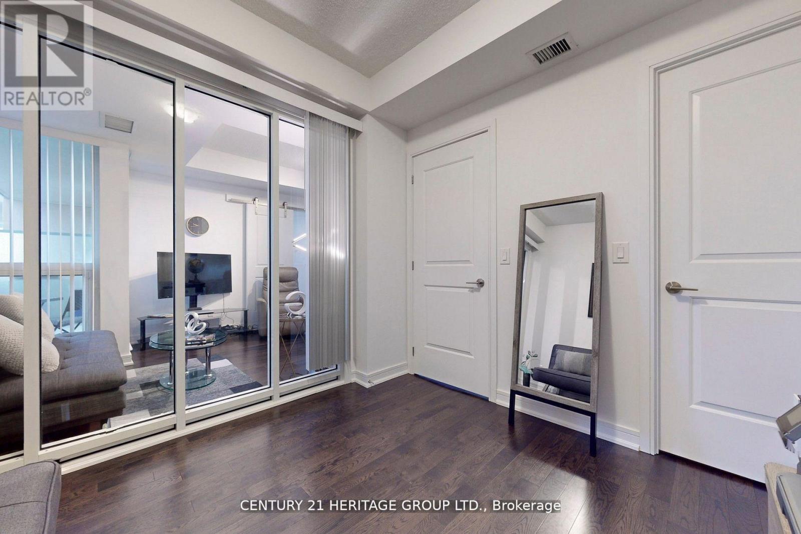 319 - 9201 Yonge Street, Richmond Hill (Langstaff), Ontario  L4C 6Z2 - Photo 17 - N12168980