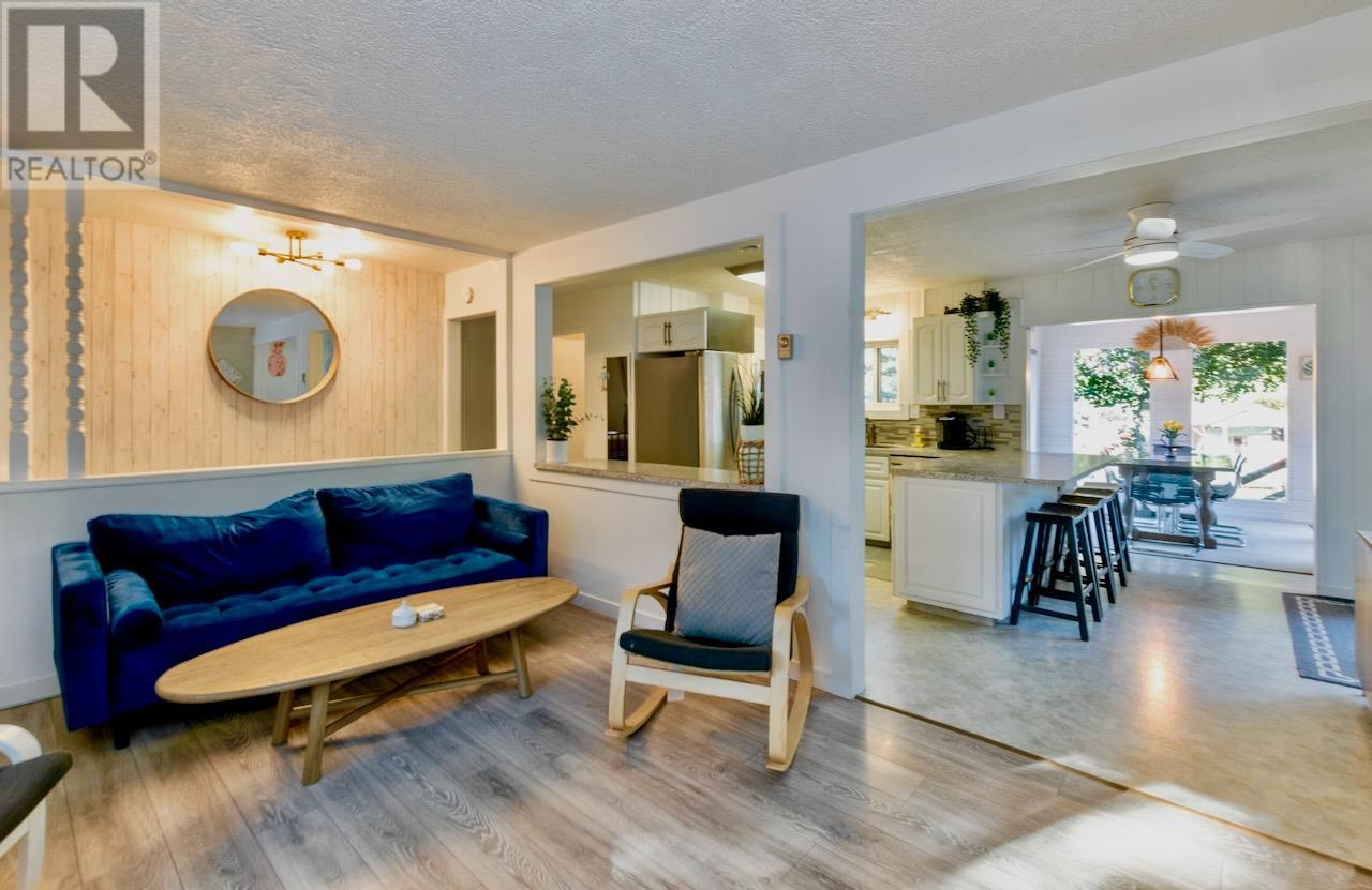 Property at 4179 Ashe Crescent image 3