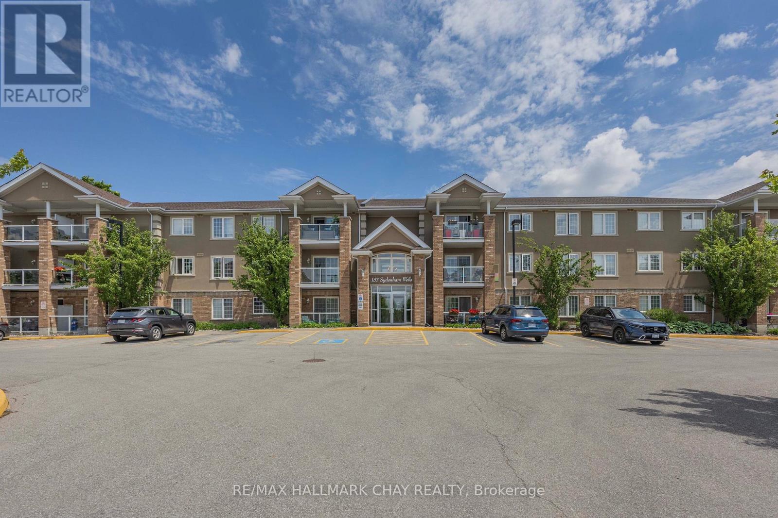 25 - 137 Sydenham Wells, Barrie, Ontario  L4M 0G7 - Photo 1 - S12168836