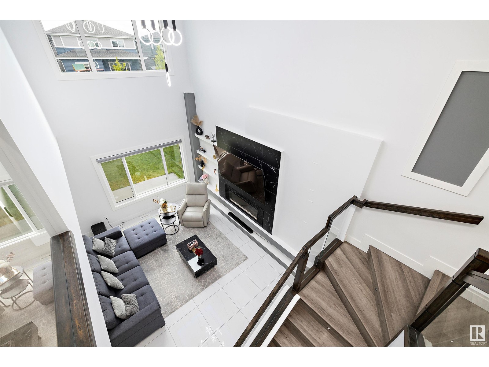 Property at 5343 KIMBALL PL SW image 3
