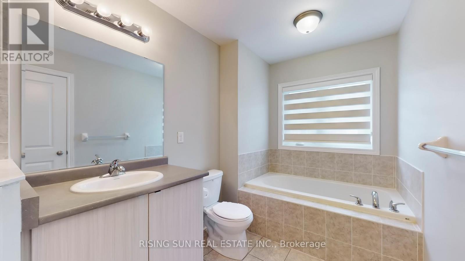49 Pearman Crescent, Brampton (Northwest Brampton), Ontario  L7A 4Y9 - Photo 22 - W12001760