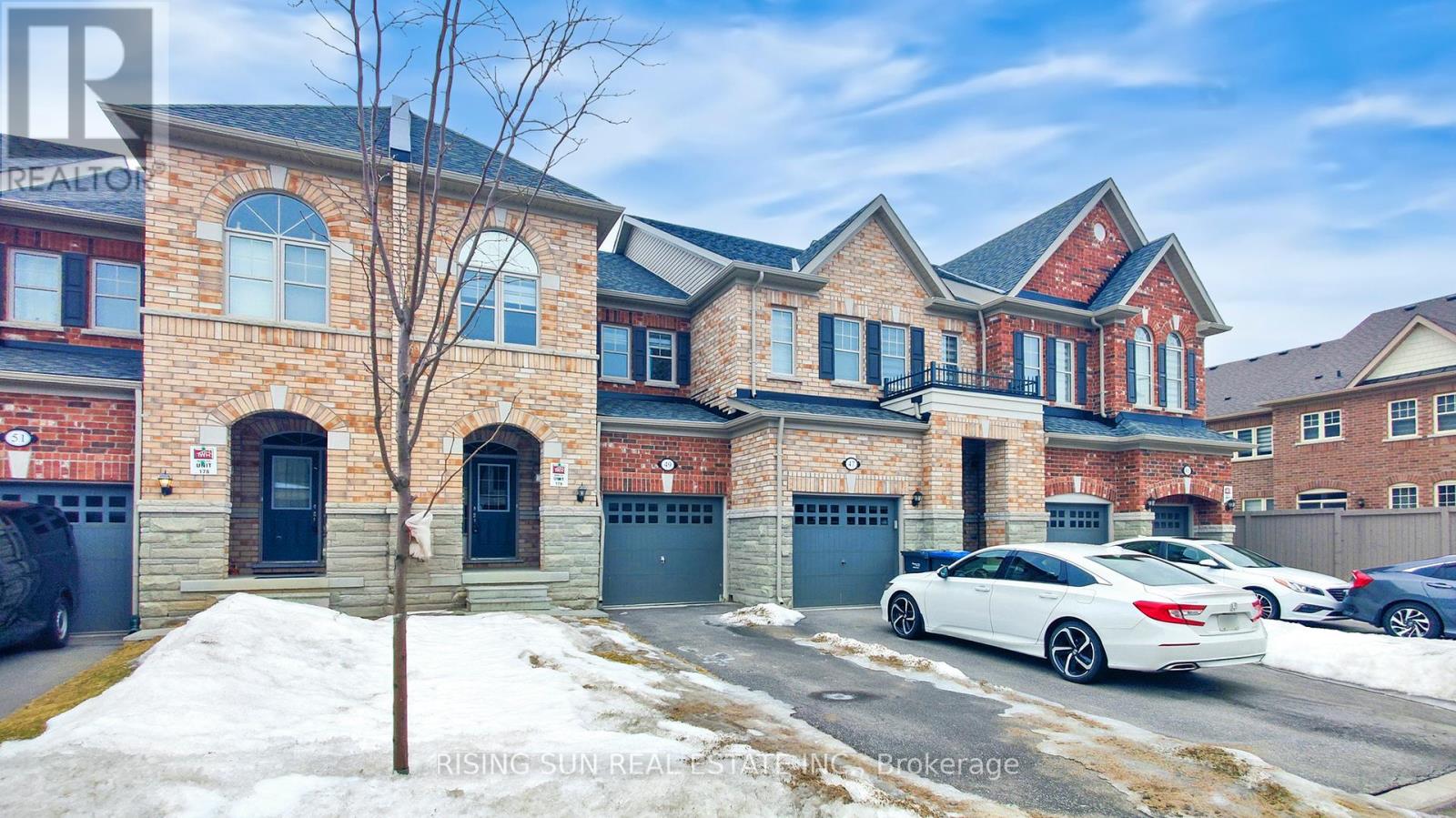 49 Pearman Crescent, Brampton (Northwest Brampton), Ontario  L7A 4Y9 - Photo 2 - W12001760