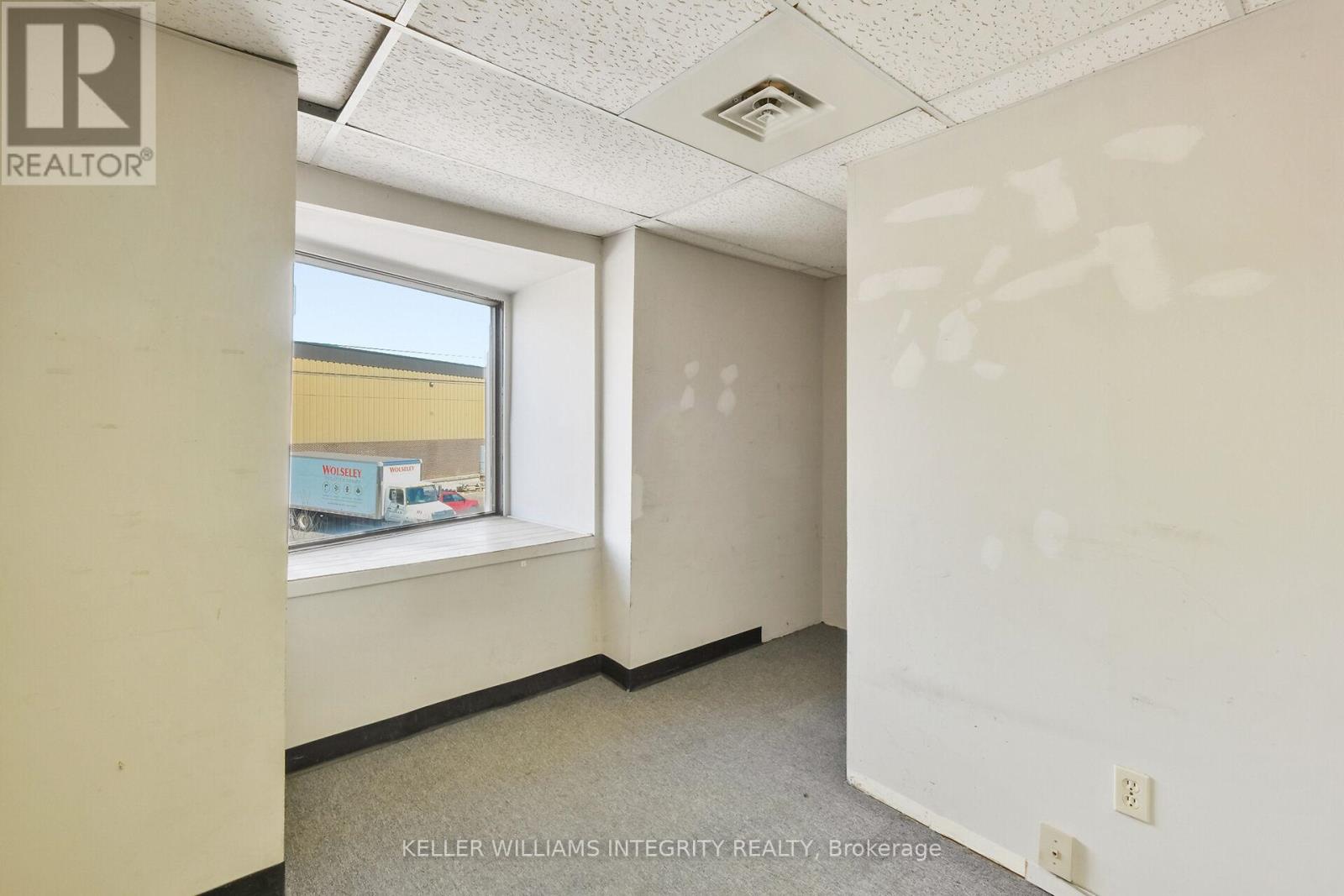 17 - 2485 Lancaster Road, Ottawa, Ontario  K1B 5L1 - Photo 17 - X12160781