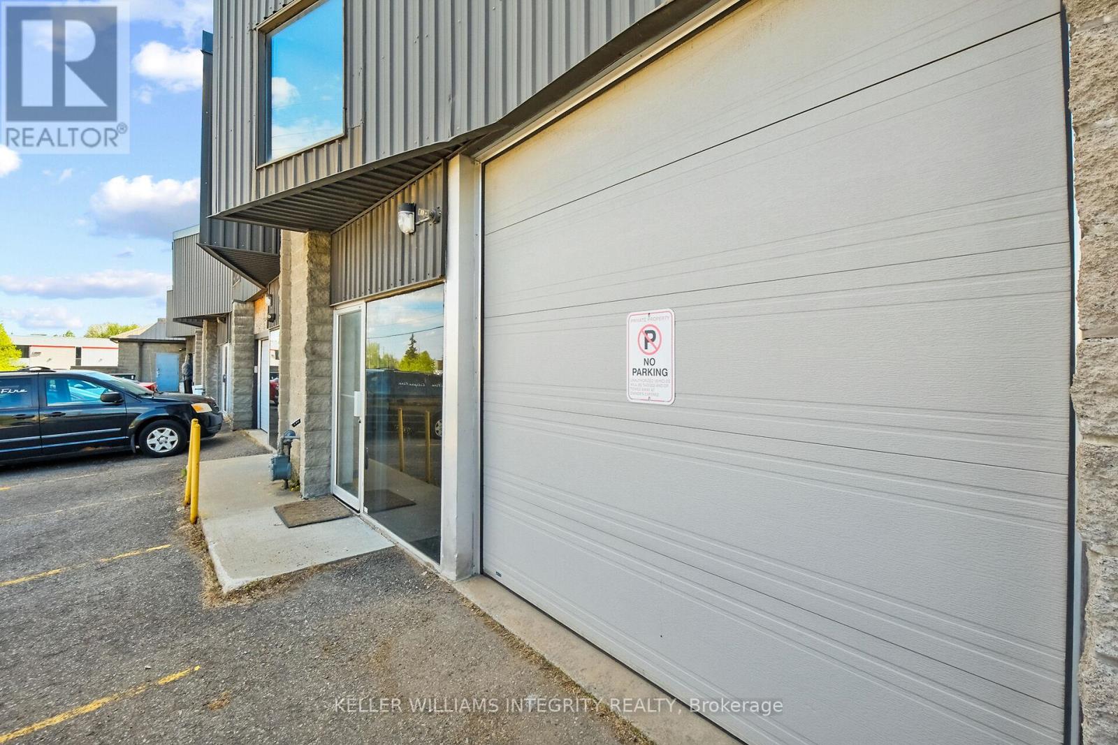 17 - 2485 Lancaster Road, Ottawa, Ontario  K1B 5L1 - Photo 3 - X12160781