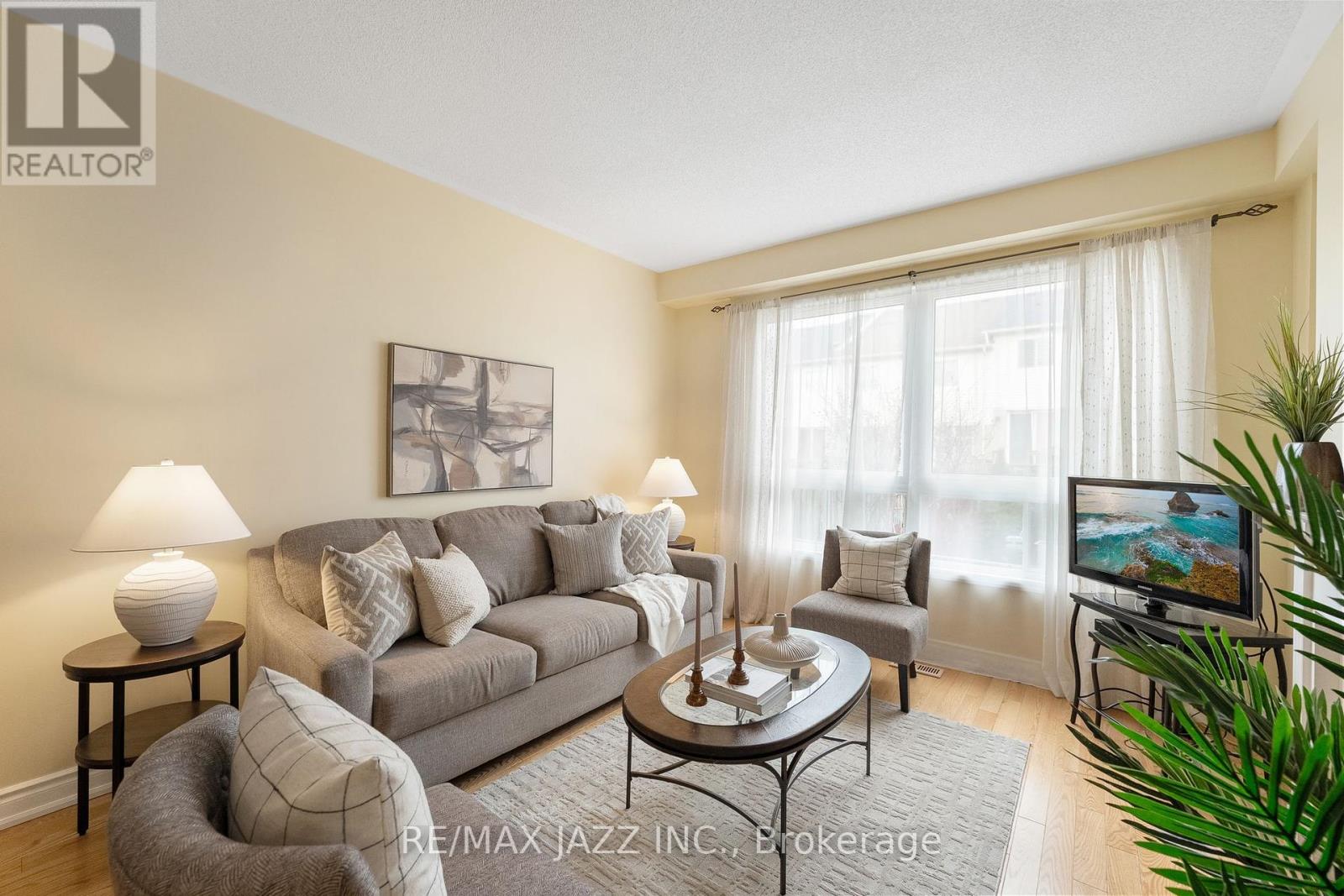 39 Silverwood Circle, Ajax, Ontario  L1Z 0A3 - Photo 13 - E12169224