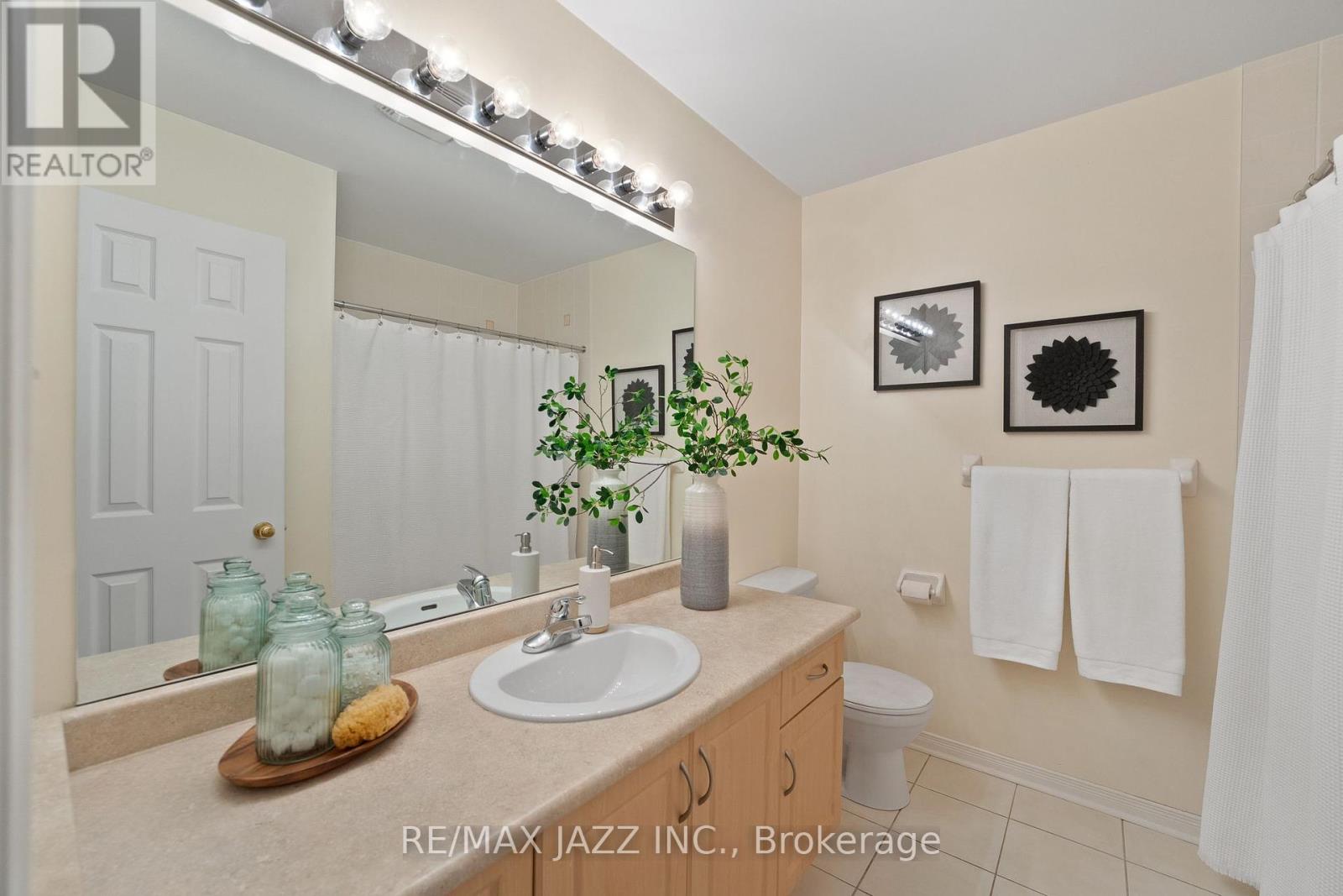39 Silverwood Circle, Ajax, Ontario  L1Z 0A3 - Photo 36 - E12169224