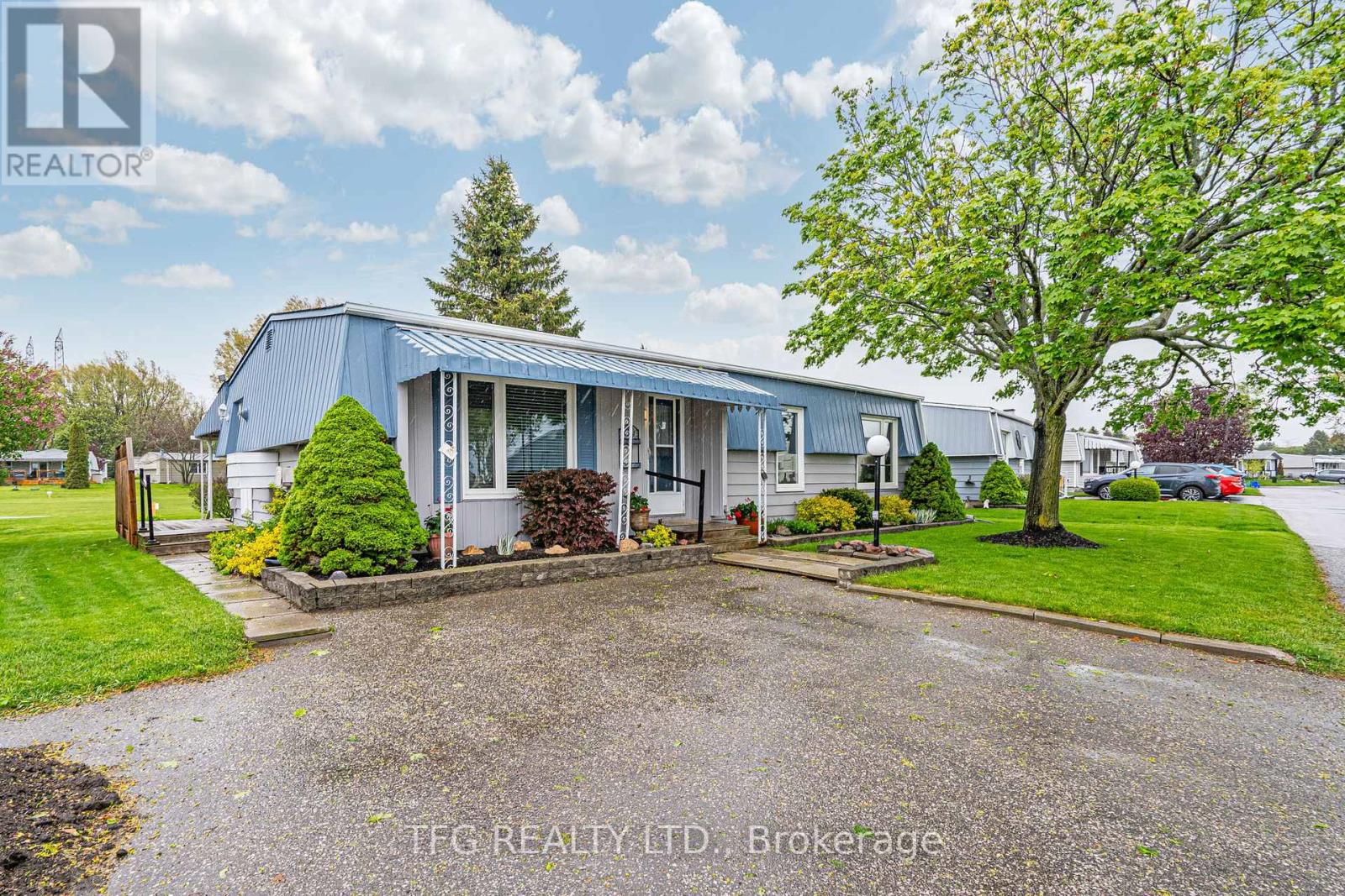 30 THE COVE ROAD, Clarington, Ontario