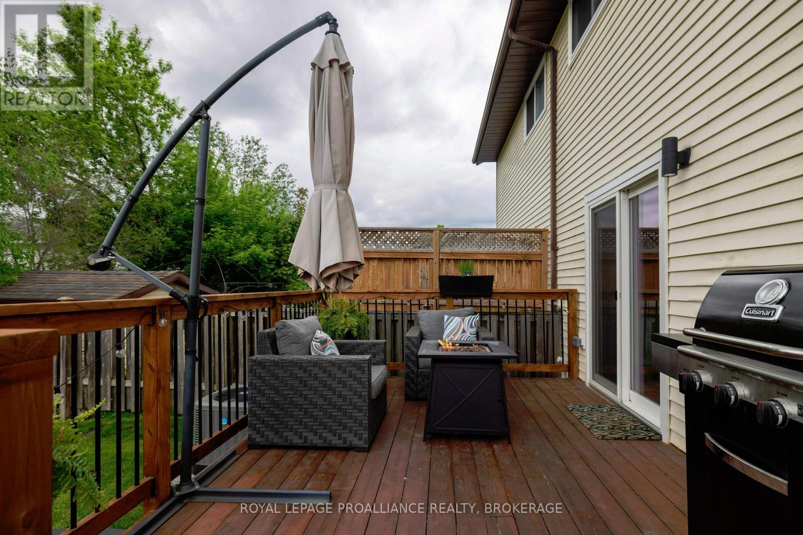 299 Kingsdale Avenue, Kingston (East Gardiners Rd), Ontario  K7M 8H1 - Photo 31 - X12169171