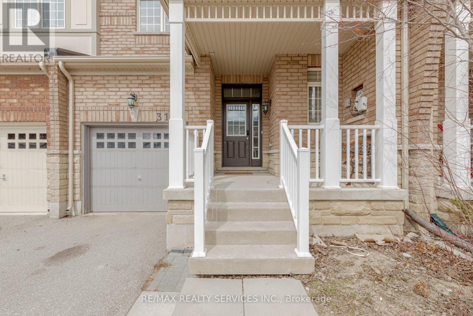 31 Mccardy Court, Caledon, Ontario  L7C 3W9 - Photo 3 - W12168826