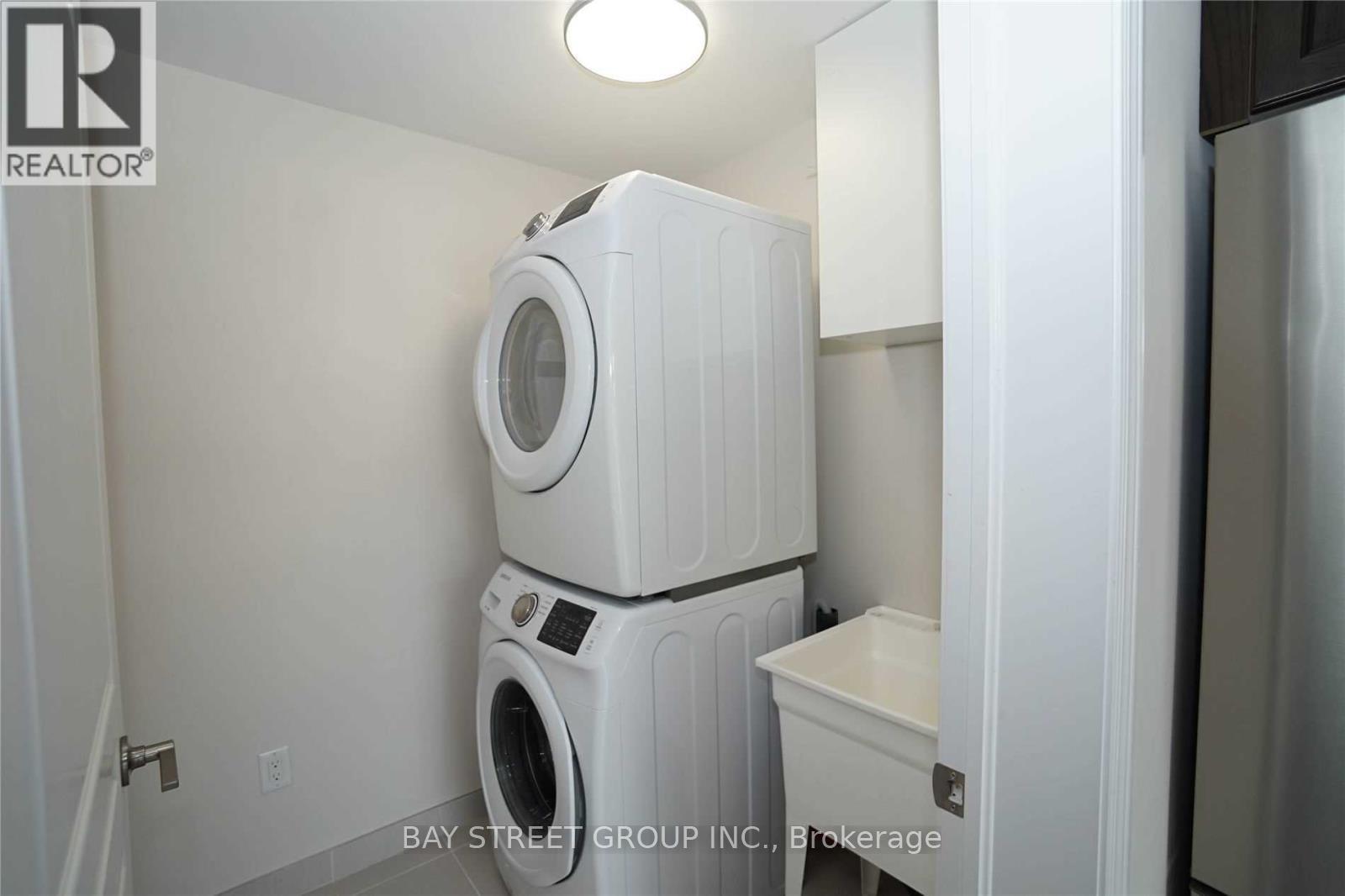 14 - 3026 Postridge Drive, Oakville (Jm Joshua Meadows), Ontario  L6H 0R8 - Photo 12 - W12168867