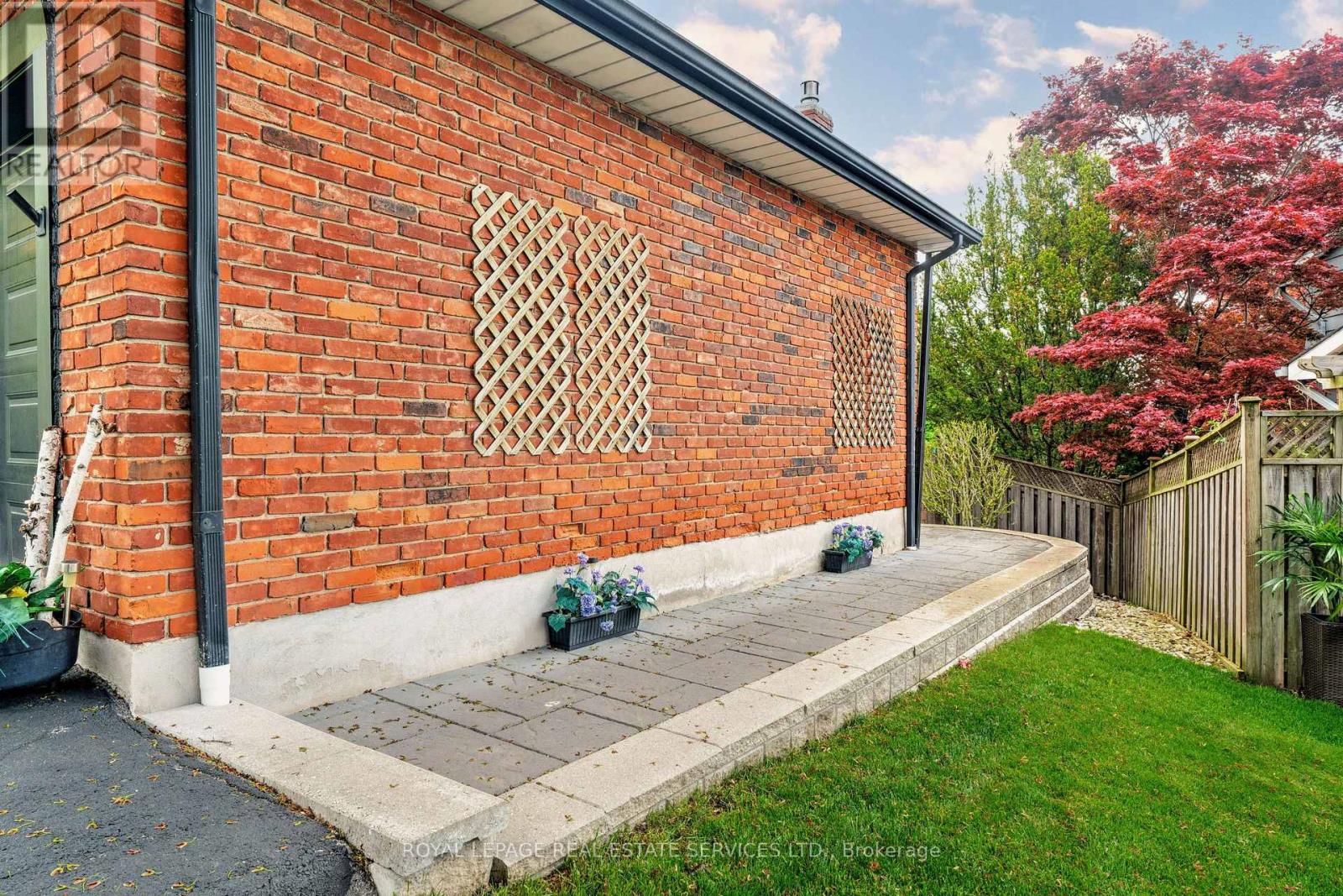 1285 Hart Crescent, Oakville, Ontario  L6H 2M6 - Photo 32 - W12168911