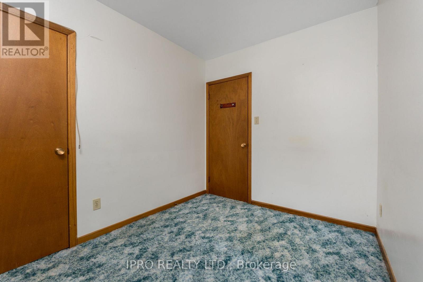 257 Elizabeth Street, Brampton (Brampton South), Ontario  L6Y 1S2 - Photo 26 - W12168917