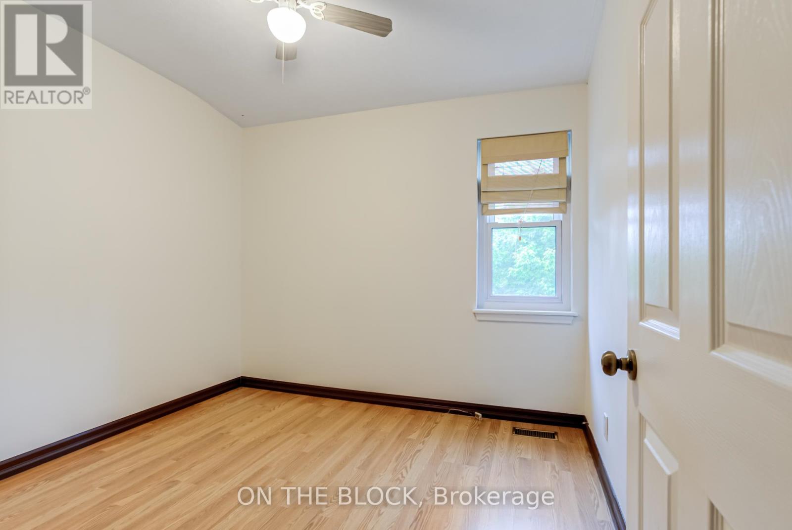 41 Van Stassen Boulevard, Toronto, Ontario  M6S 2N2 - Photo 16 - W12168978