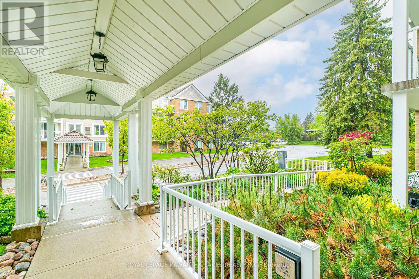 Property at 203 - 51 RIVERMILL BOULEVARD image 2