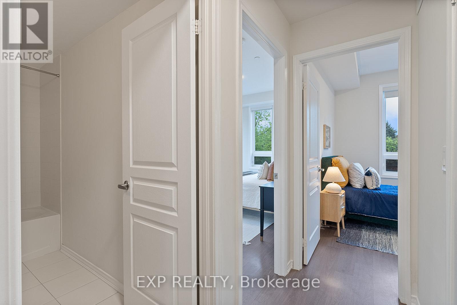 208 - 1100 Briar Hill Avenue, Toronto, Ontario  M6B 1M7 - Photo 11 - W12169042