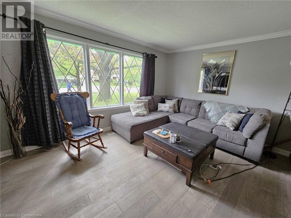 559 Sprucehill Avenue, Waterloo, Ontario  N2L 4V8 - Photo 4 - 40732601