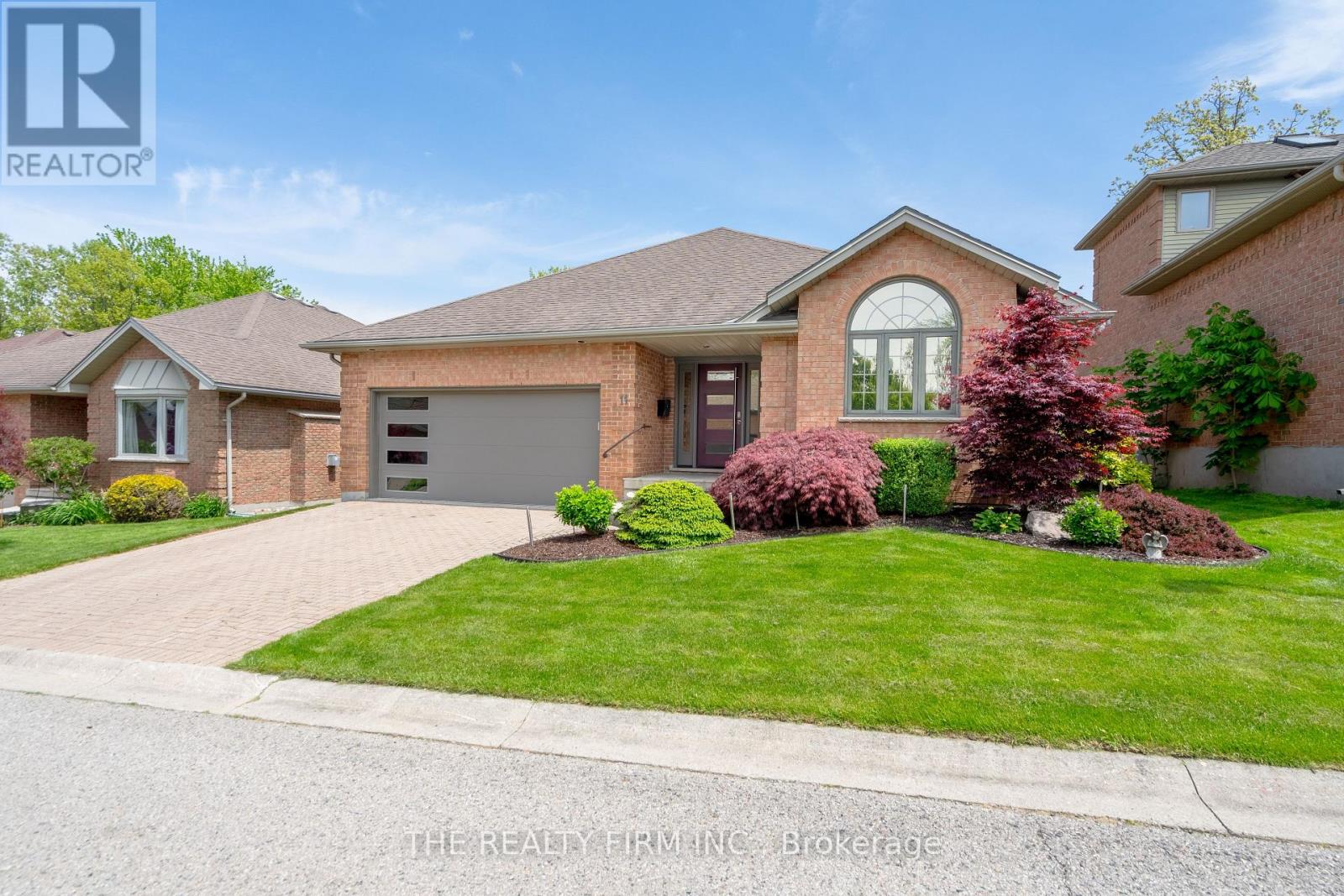 11 - 448 Commissioners Road E
