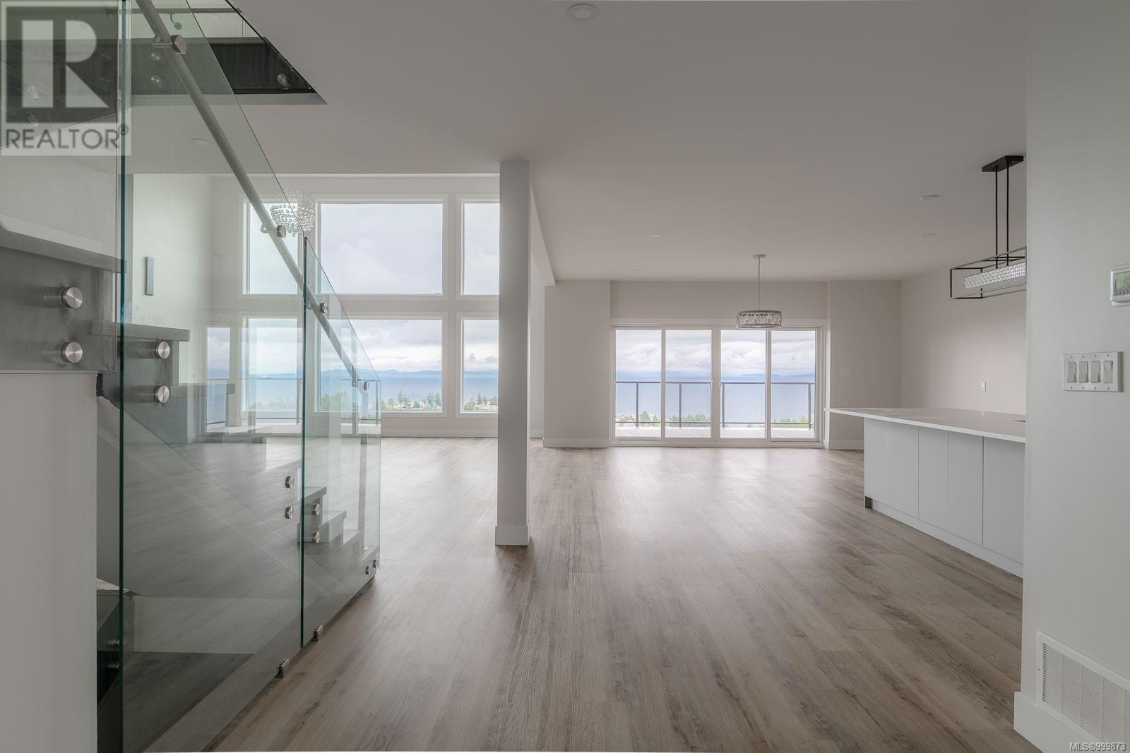 Property at 100 Abalone Pl image 4