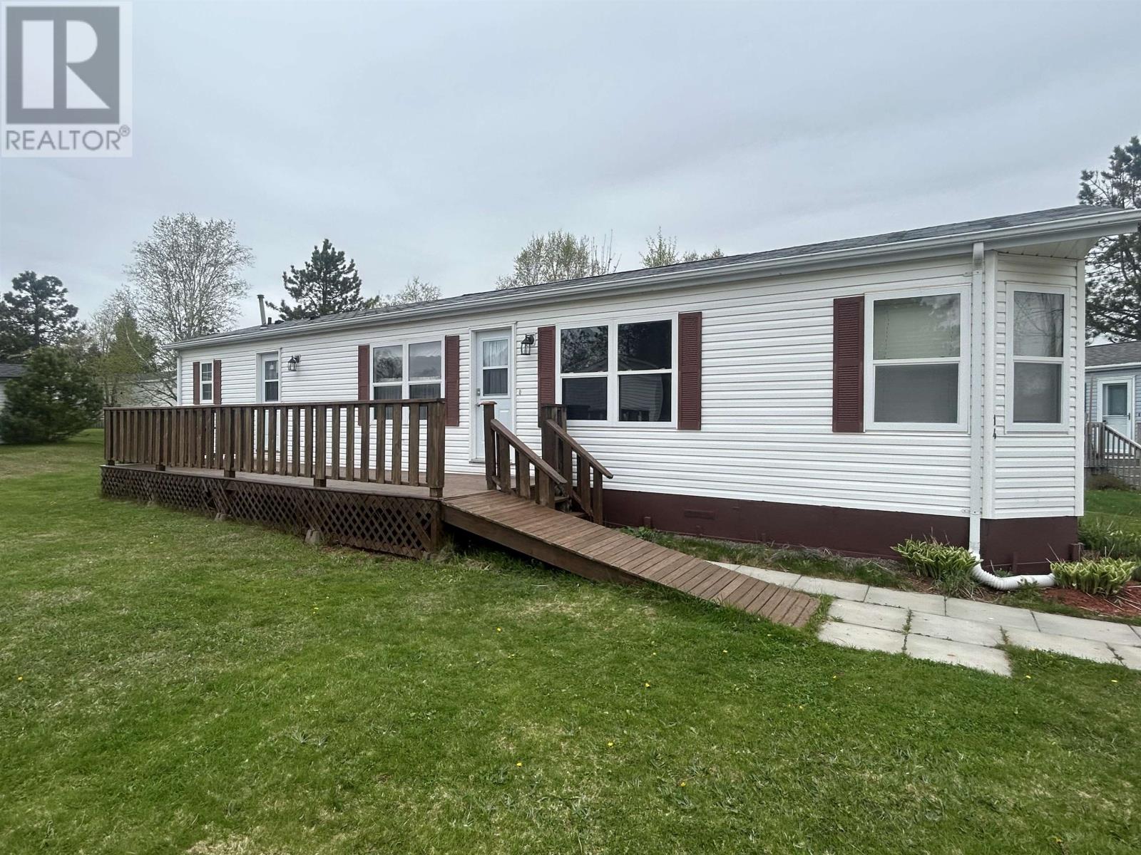 14 Starboard Place, Charlottetown, Prince Edward Island  C1C 1M5 - Photo 1 - 202503470