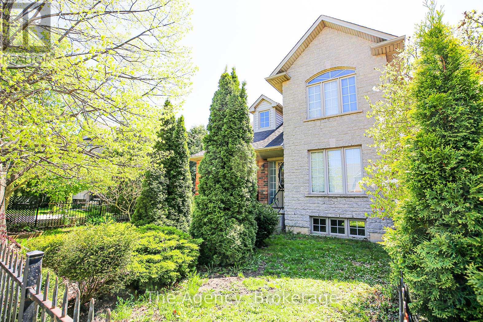 189 Livingston Avenue, Grimsby, Ontario  L3M 5M3 - Photo 18 - X12169153