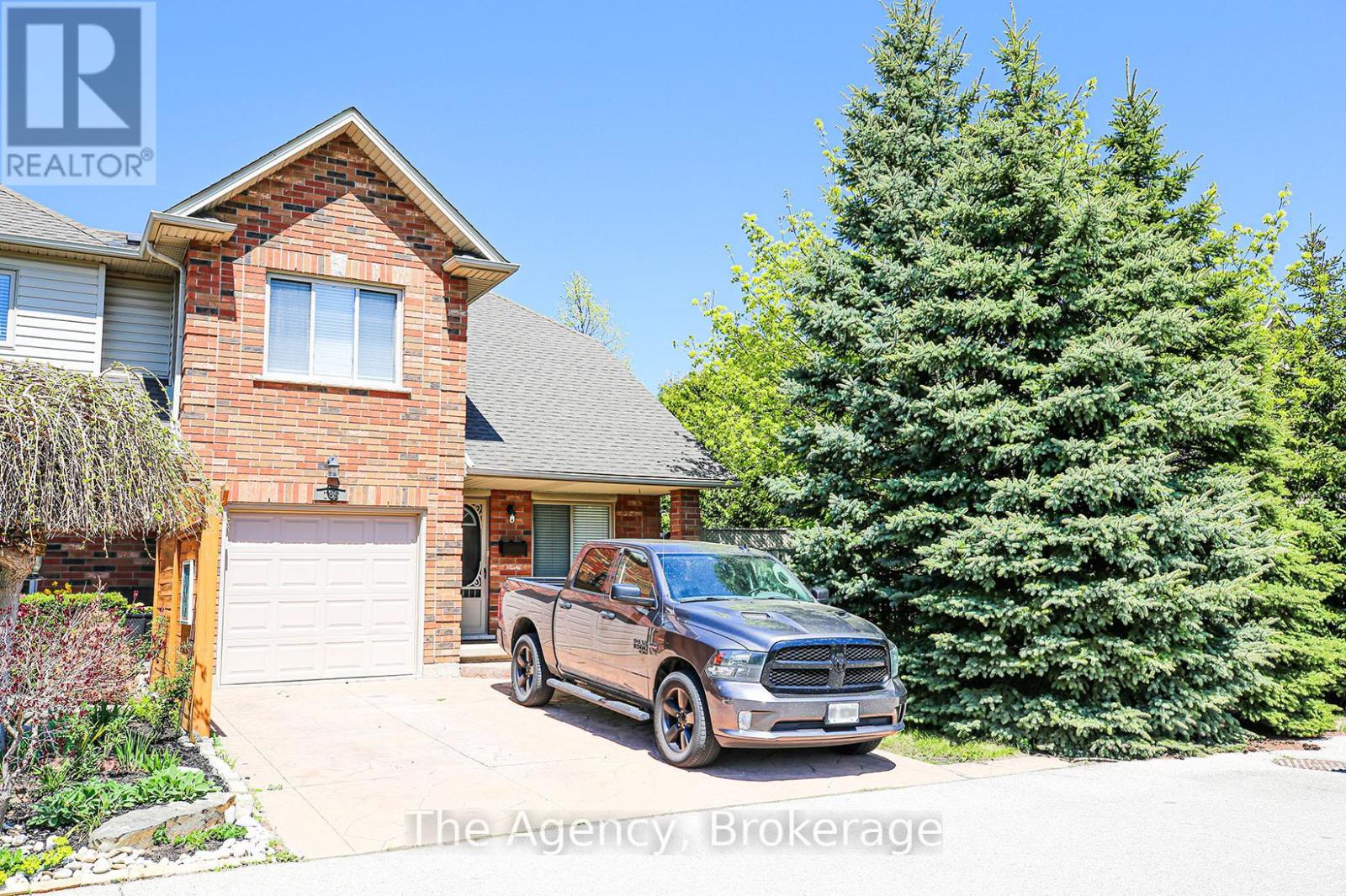 189 Livingston Avenue, Grimsby, Ontario  L3M 5M3 - Photo 19 - X12169153
