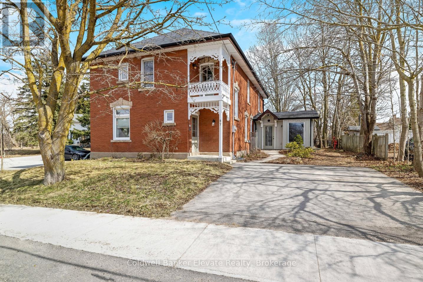 87 Trafalgar Road N, Erin, Ontario  N0B 1Z0 - Photo 1 - X12168823