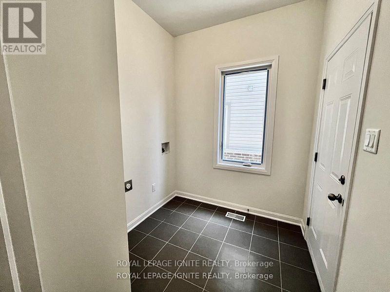 126 Gildersleeve Boulevard, Loyalist, Ontario  K0H 1G0 - Photo 5 - X12168839