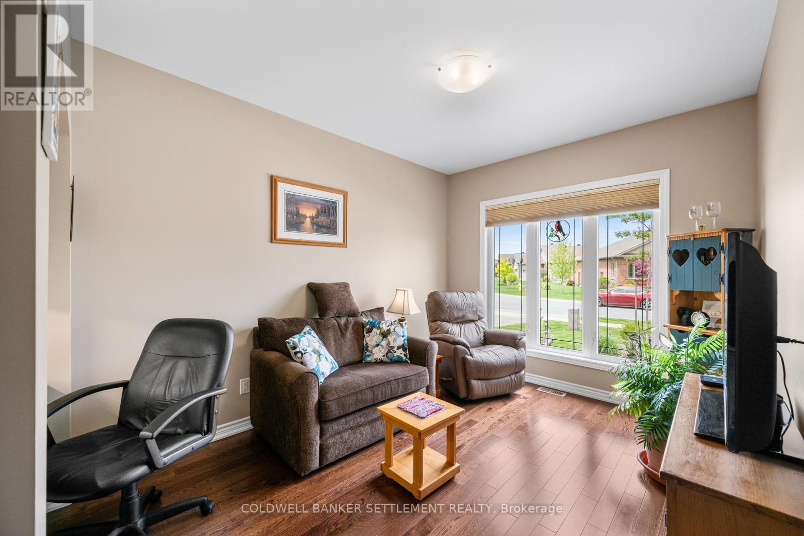 8 Senators Gate Drive, Perth, Ontario  K7H 0B5 - Photo 11 - X12169255