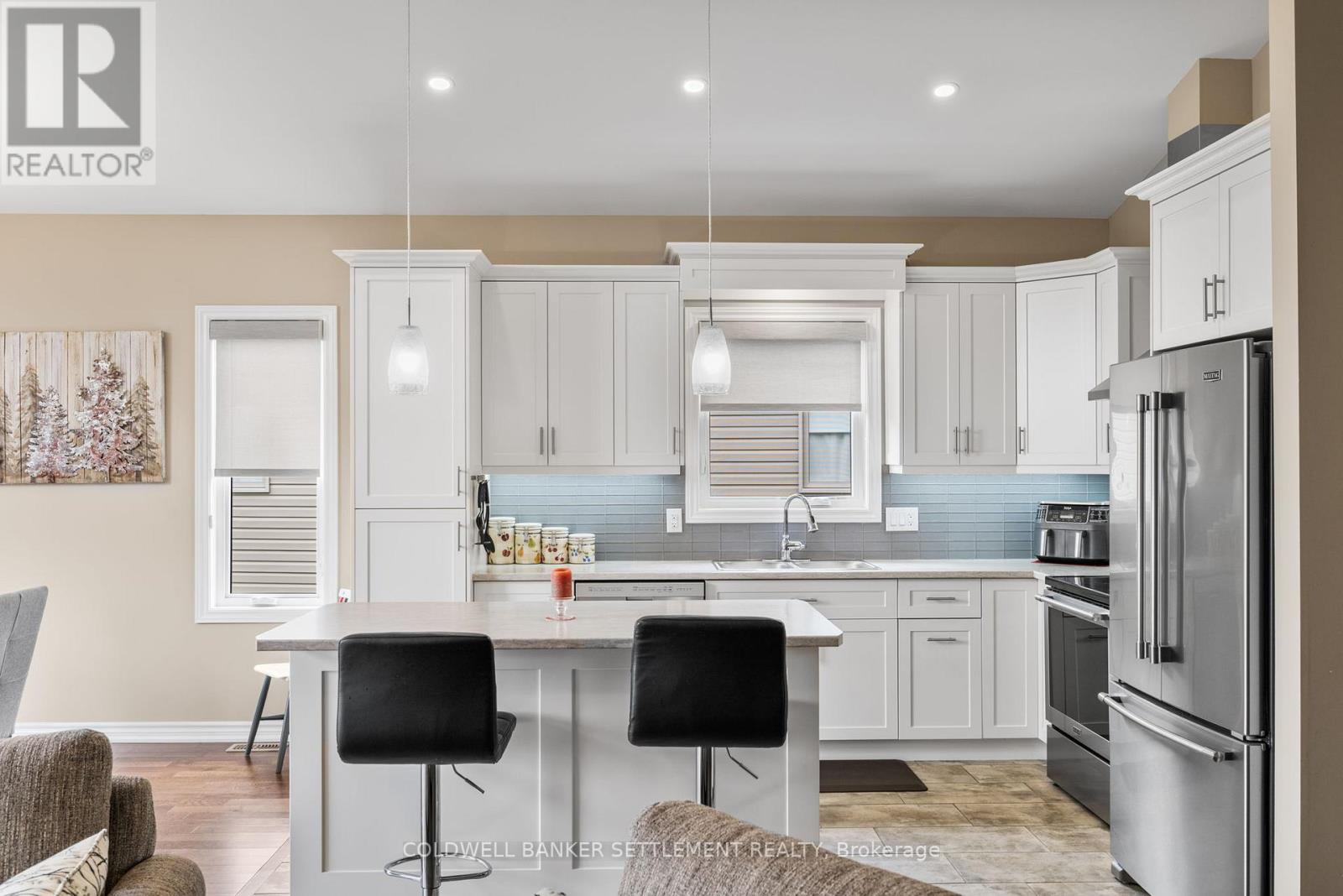 8 Senators Gate Drive, Perth, Ontario  K7H 0B5 - Photo 15 - X12169255