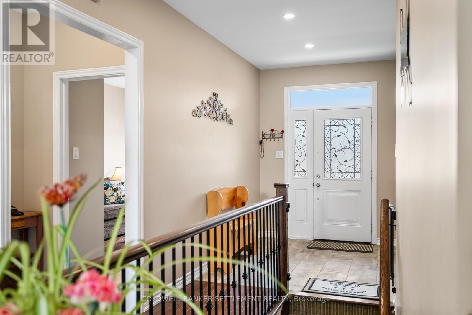 8 Senators Gate Drive, Perth, Ontario  K7H 0B5 - Photo 8 - X12169255