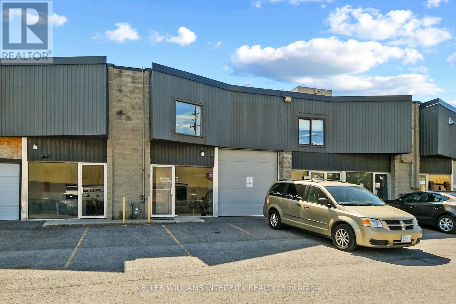 17 & 18 - 2485 Lancaster Road, Ottawa, Ontario  K1B 5L1 - Photo 1 - X12160778